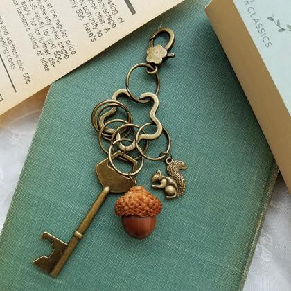 Metal Key Chain, Vintage Key Shape Key Ring With..