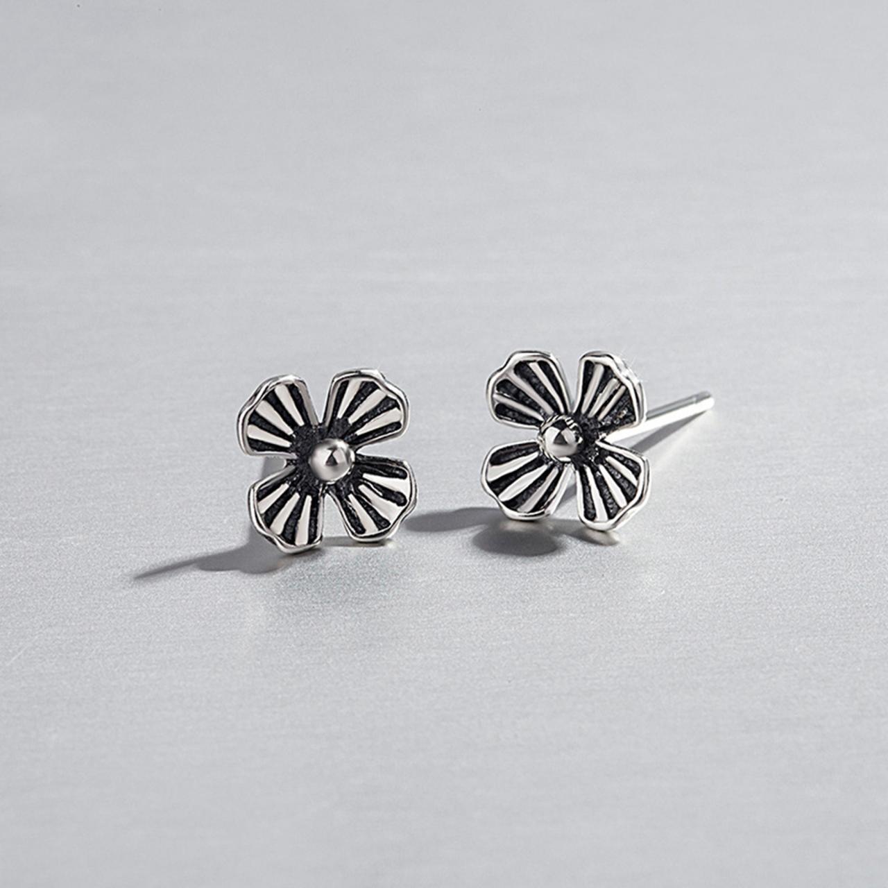 S925 Sterling Silver Vintage Flower Ear Studs, Flower Earrings, Flower Ear Studs, Earring Posts, Floral Ear Stud